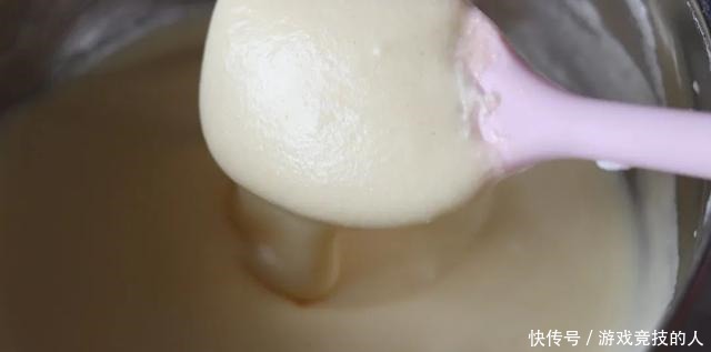 新手|日式烫面纸杯蛋糕,新手最爱的方子,柔软细腻,入口即化!