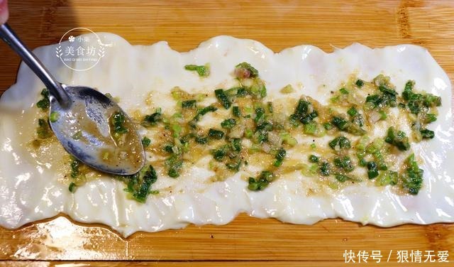 油酥|面粉别做油条了,教你好吃的做法,不用烤不油炸,出锅瞬间被扫光