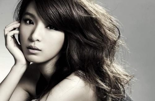  邀请|《我们的歌2》斥巨资邀请Hebe？主持人林海霸气回应，透露首位嘉宾