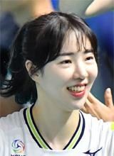  不堪重负|韩国一25岁排球女将因网暴不堪重负自杀身亡