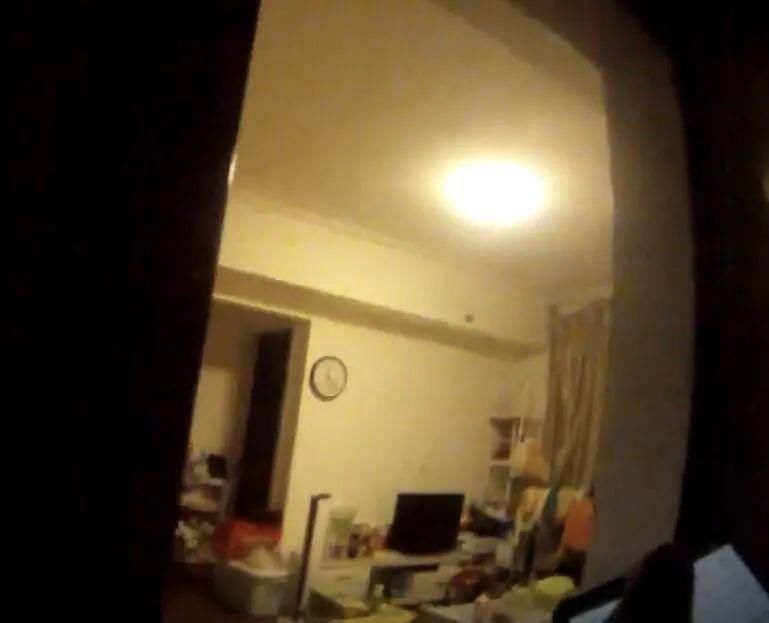  女子|女子报警说：“我心里压着太多事，我快活不下去了……”