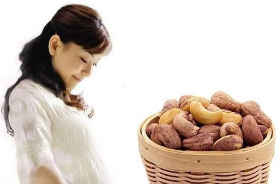  不吃|孕期“馋嘴”时，五类食物要少吃、不吃，谨慎饮食没害处