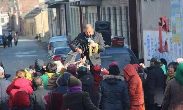  骗子|骗子来农村了净水器的骗局,赶快告诉家里老人,别被骗了
