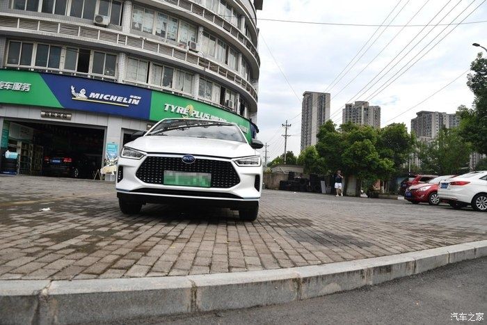  周末|周末和比亚迪e3一起，带孩子们出去玩儿！