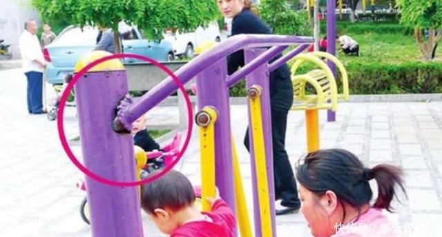  做法|人贩当众抱娃，却反咬亲妈是人贩子，宝妈的这些机智做法值得学习