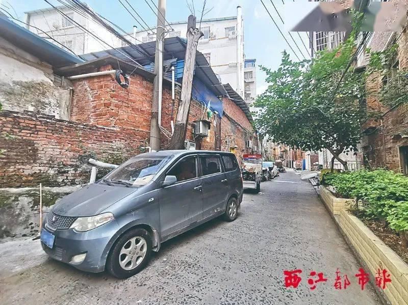  停放的两轮车|曝光梧州这些小区！“生命通道”被占用，一旦发生火灾，不敢想象……