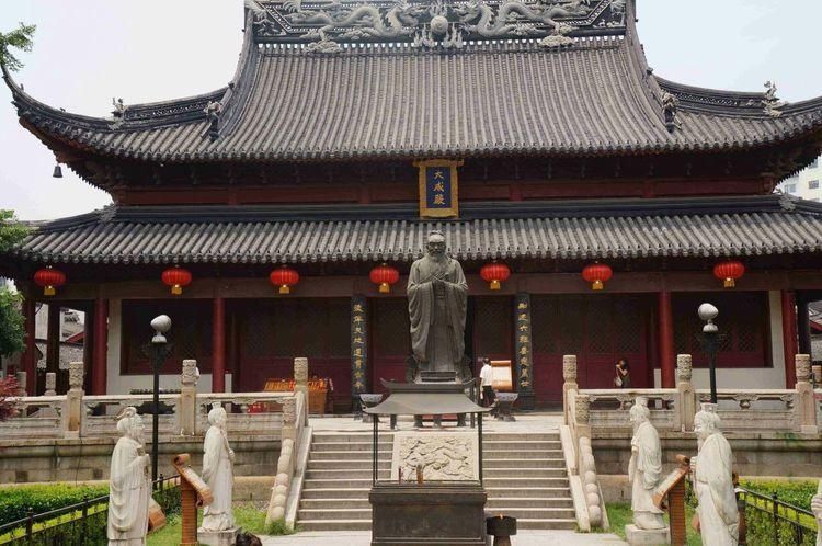  旅游|南京受欢迎的景区，是中国古代文化枢纽之地，属规模宏大的建筑群