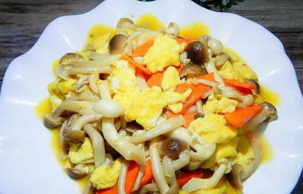 白玉菇|一道做法简单的家常菜,做起来方便快捷,吃起来营养价值却不一般