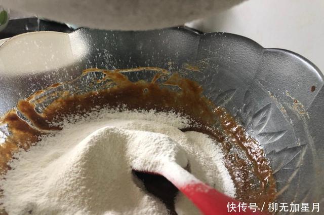  暑假|孩子暑假零食之红糖酥饼，浓浓的红糖配上粗旷的燕麦片可口美味