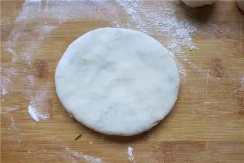  露馅|全烫面韭菜饼，关键还不露馅，酥脆可口