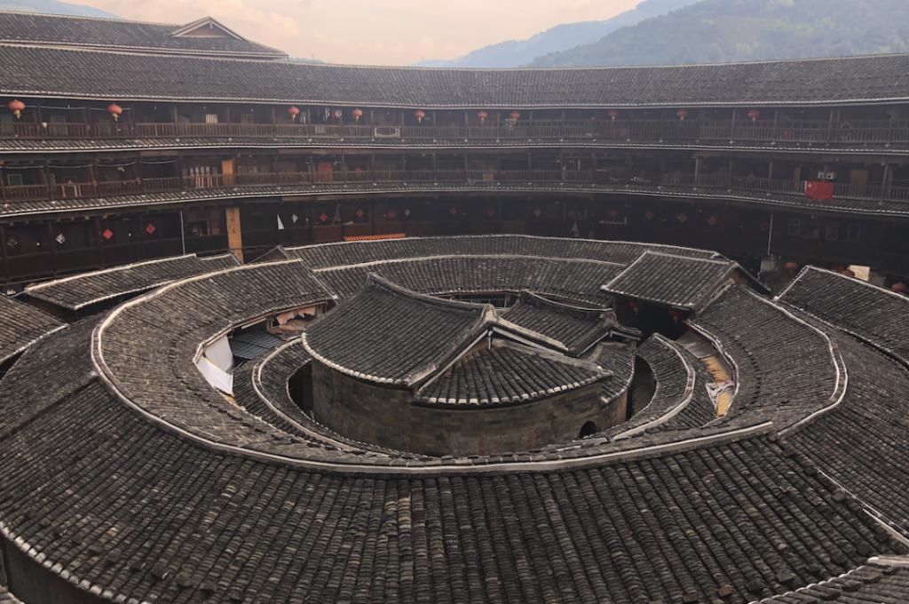  公主|福建土楼为什么是“华人公主的城堡”