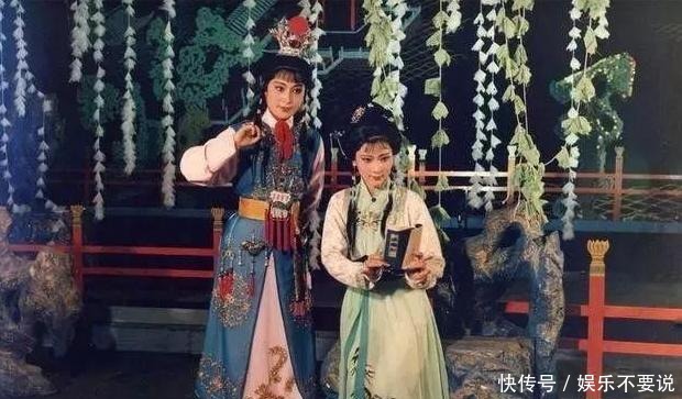 父亲|何赛飞和妹妹十年“夫妻”,与初恋裸婚恩爱32年,今成大赢家