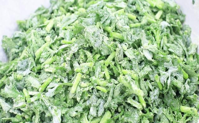  更容易蒸熟|进入三伏天，号称皇帝菜的茼蒿别错过！蒸一蒸清香脆嫩，常吃开胃