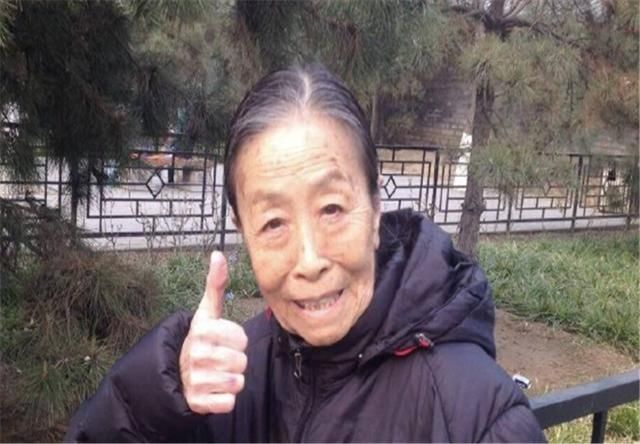  名利双收|凭丑娘一角名利双收，却因早年之事深陷舆论，现状令人唏嘘