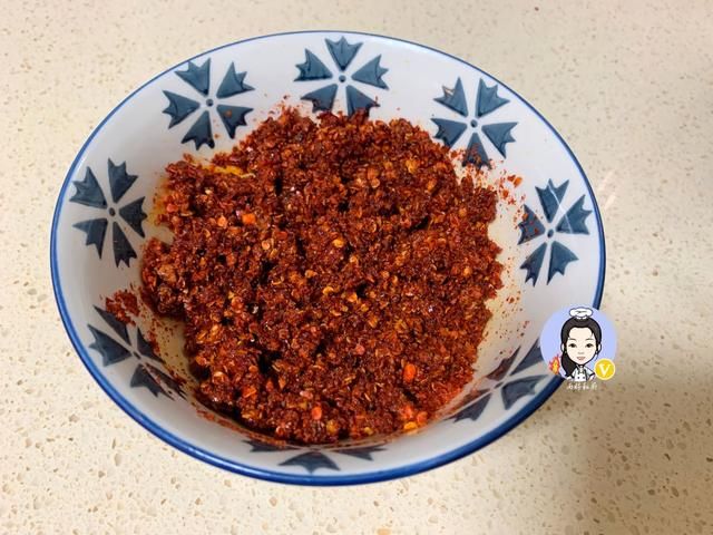 辣椒油|做辣椒油，很多人第一步就错了，掌握这方法，辣椒油又红又香