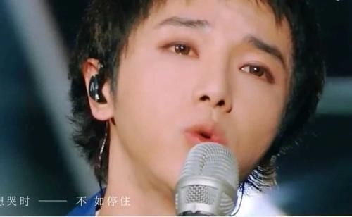 眼中|迷人计丨“美瞳本体”华晨宇,眼中有星空!