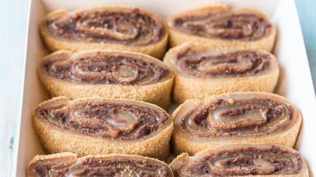 黄豆粉|一袋红豆沙半斤糯米粉,自己在家就可以做的驴打滚