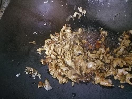 停不下|下饭菜,青椒豆豉炒瘦肉,搭配豆豉,齿齿生香好吃的停不下筷子