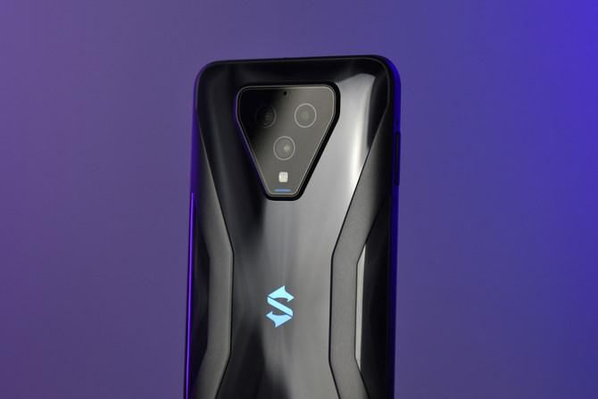  体验|显示升级带来全新操控体验 腾讯黑鲨游戏手机3S评测