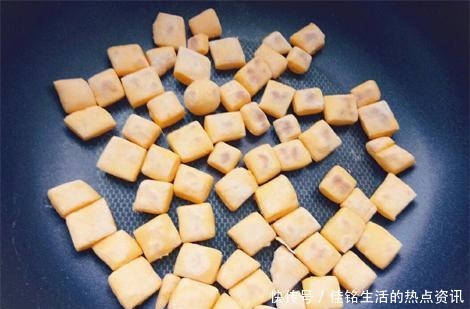 添加|纯手工南瓜小馒头,闲时给孩子做的零食,绿色健康,无任何添加