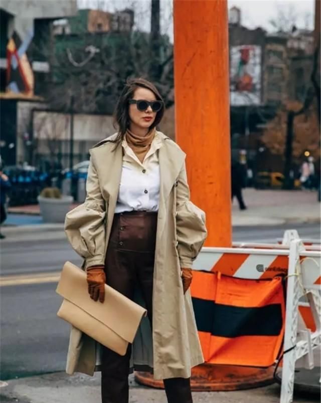  适合|早秋穿风衣怎么搭才好看？这5种“内搭”请收好，上班日常都适合