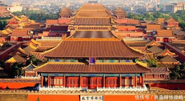 故宫|故宫屋顶为何从来没有鸟屎，专家一经勘察发现原来其中大有蹊跷