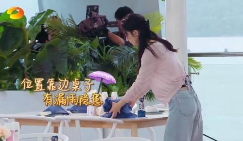  跟着|《中餐厅》公开道歉后，赵丽颖工作室跟着发布声明，这效率我佩服