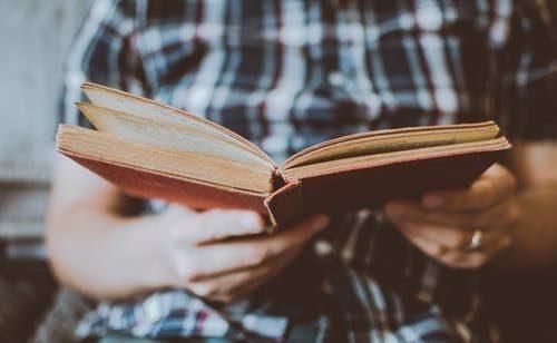  公务员|mba毕业算是应届毕业生吗，用应届生身份考公务员可以吗？