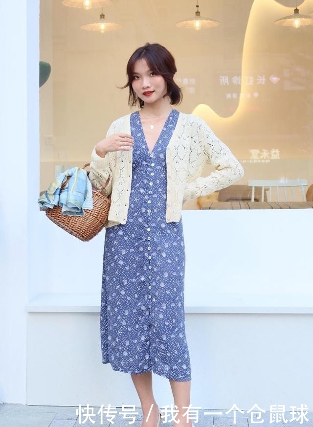 单品|女性最爱单品,连衣裙的3种搭配方式,每一种都精致又大气