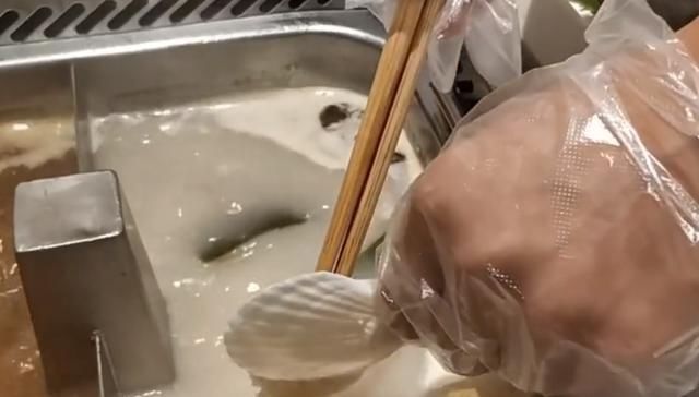 们都知道|海底捞点所有菜品,吃得心满意足,看到账单傻眼,是不是算错了