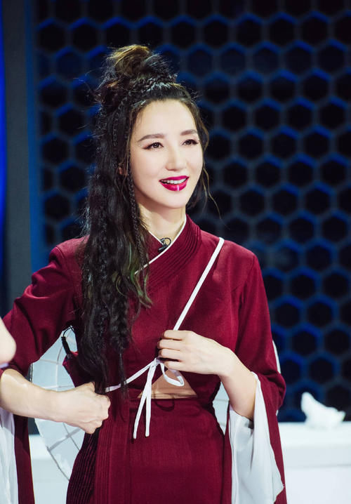  姐姐|《浪姐》成团名单疑曝光！万茜一路保送出道位，孟佳将遗憾出局！