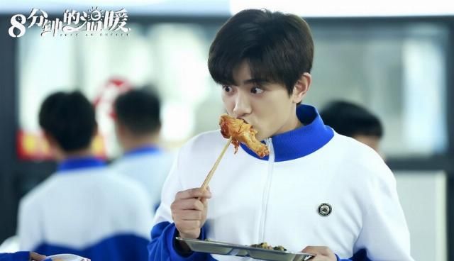 丁禹兮|10位男星穿校服!《以家人之名》宋威龙、罗云熙、丁禹兮都是顶级校园男神