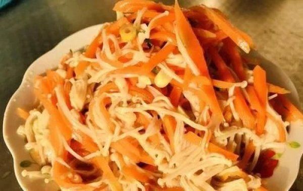  金针菇|胡萝卜和此物一起配，7月要多吃，减肥燃脂瘦肚子，肌肤也更柔嫩