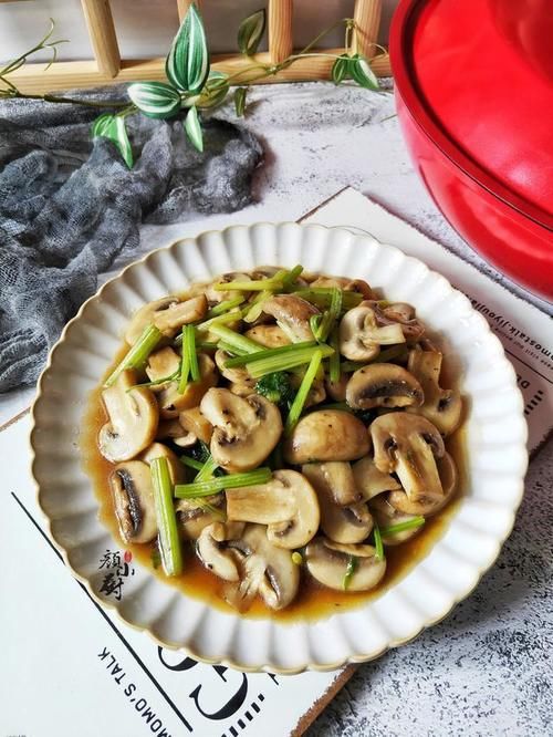 食材|夏天最应该吃的一个菜,5块钱一斤,清爽可口又营养,全家都喜欢