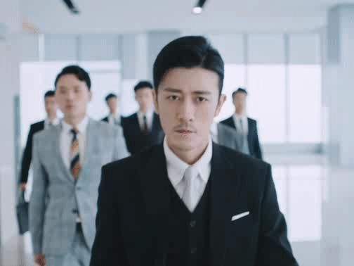  背靠|贵圈首个do成锥子脸的男星，背靠资本压番顶流小生，真宝藏