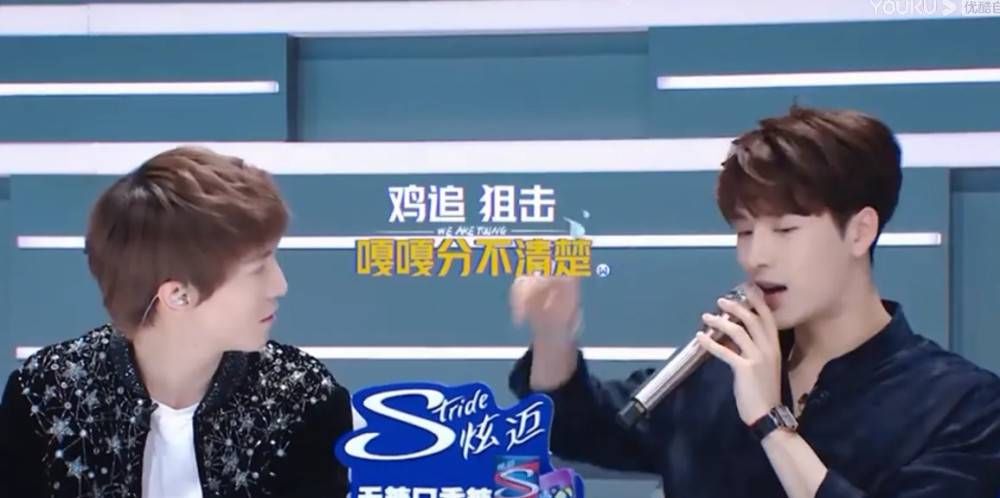  导师|《少年之名》王嘉尔嘴瓢现场，引众人大笑，说好话不利索这可还行