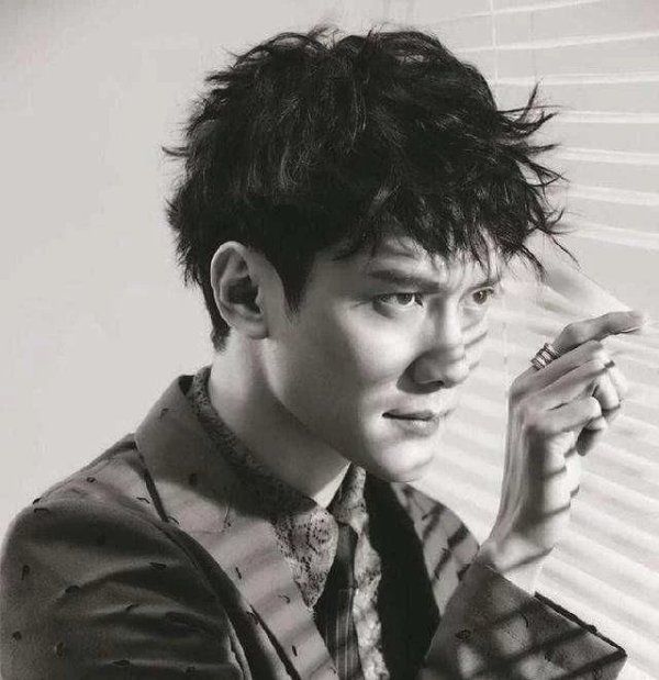 邓伦|娱乐资讯:赵丽颖、冯绍峰、邓伦、娜扎、罗晋、袁弘、刘雨昕