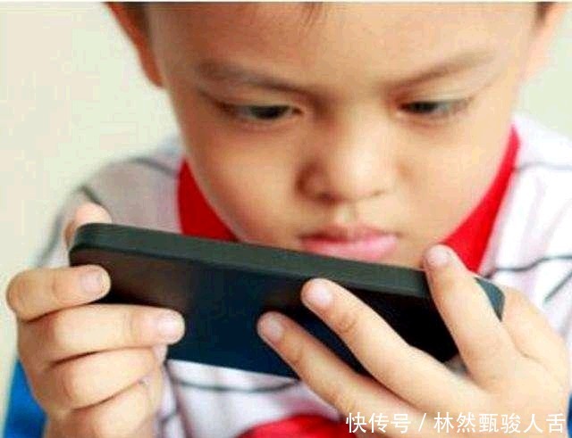 手机游戏|“再偷玩就去死!”宝妈阻止孩子玩手机,酿成儿子跳楼自杀惨案