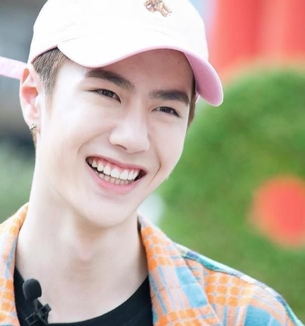  王一博|为什么王一博可以在成功中圆波“妈妈粉”？这些是主要原因