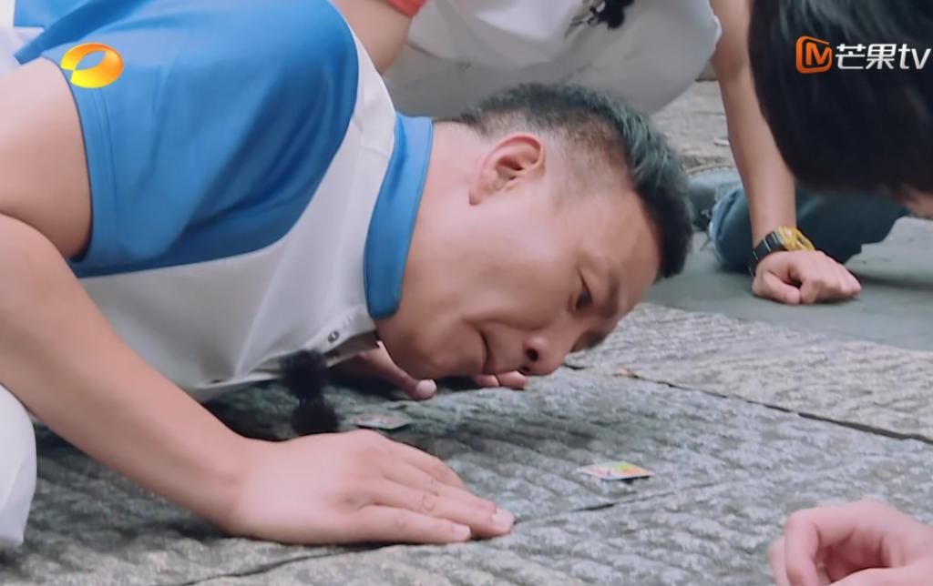  玩游戏|哥哥们一起玩游戏，却被胡军圈粉！