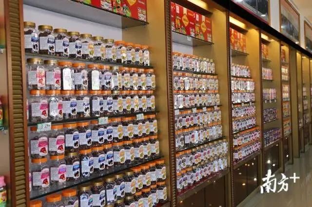  凉果加工|新兴：一颗青梅从“小零食”做成大产业