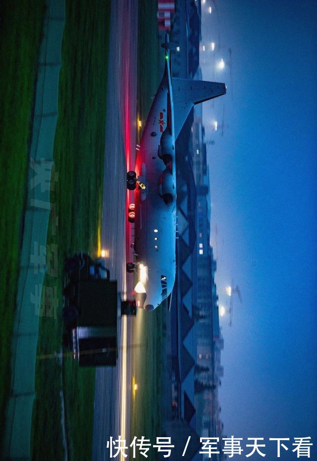 海军|剑指战场!东部战区海军航空兵出击