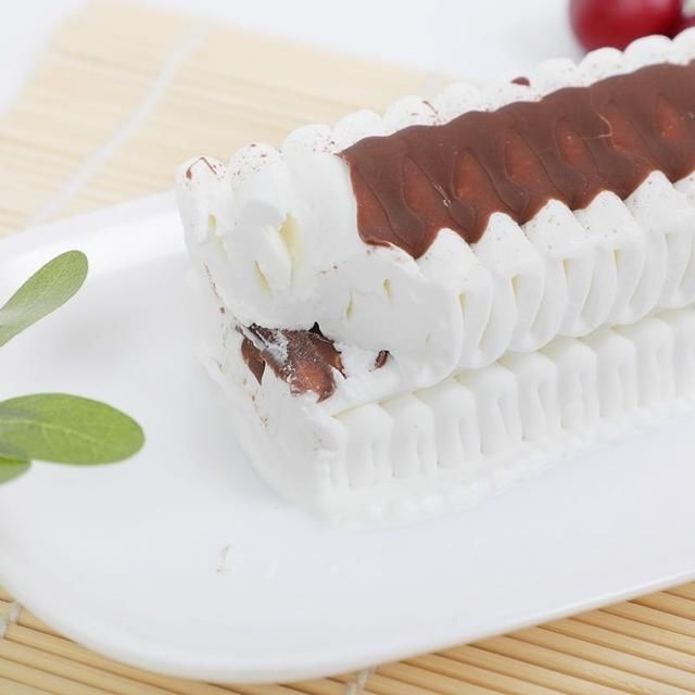  参考价格|十多块的梦龙、钟薛高真的吃不起！还是五毛一根白糖棒冰对我胃口