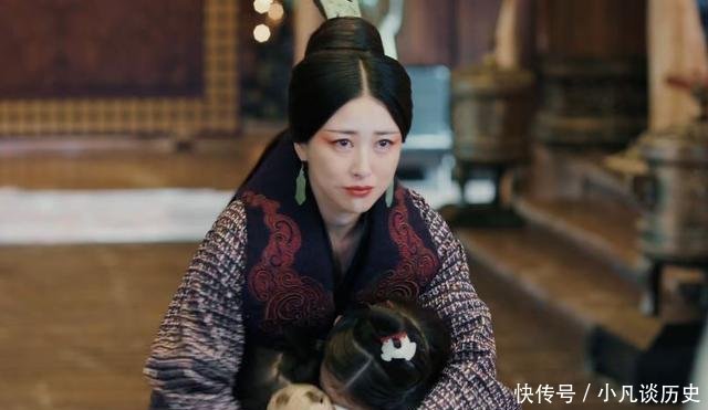 指责|同样是秦国太后,芈八子养情人无人指责,赵姬却下场凄惨呢