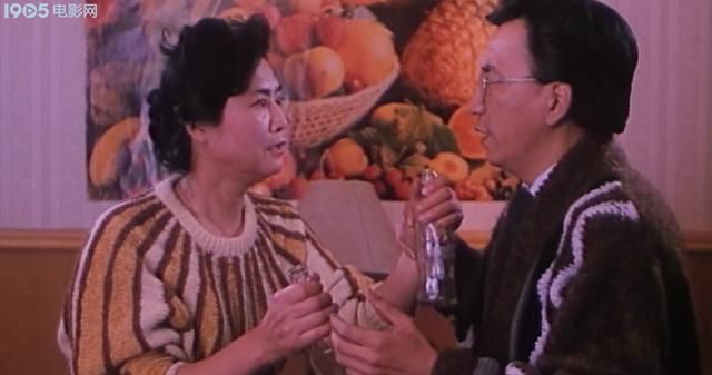  舞台姐妹|谢晋、《小花》导演张铮均用她出演主要角色，今80岁仍活跃影坛