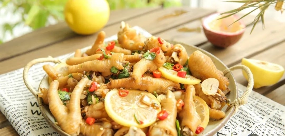 入清水锅|鸡爪这样做,味道绝了!