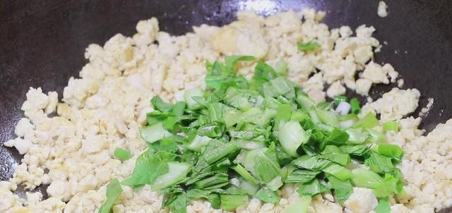  油菜|三伏天，遇到这菜要常吃，蛋白质丰富，才2元一斤，别不懂吃