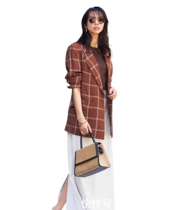 包包|日本杂志上的包包，为什么每一款都好想要！适合凹造型又很实用