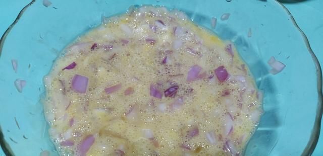  散粒|洋葱+猪肉+鸡蛋，做出美味上等肴佳，颗颗散粒即下饭又香鼻