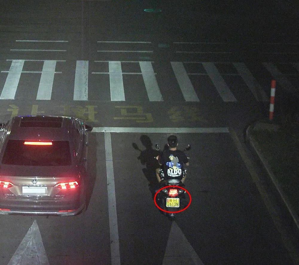  违法|不戴头盔、闯红灯、逆行等……肇庆又一批交通违法车辆被曝光！